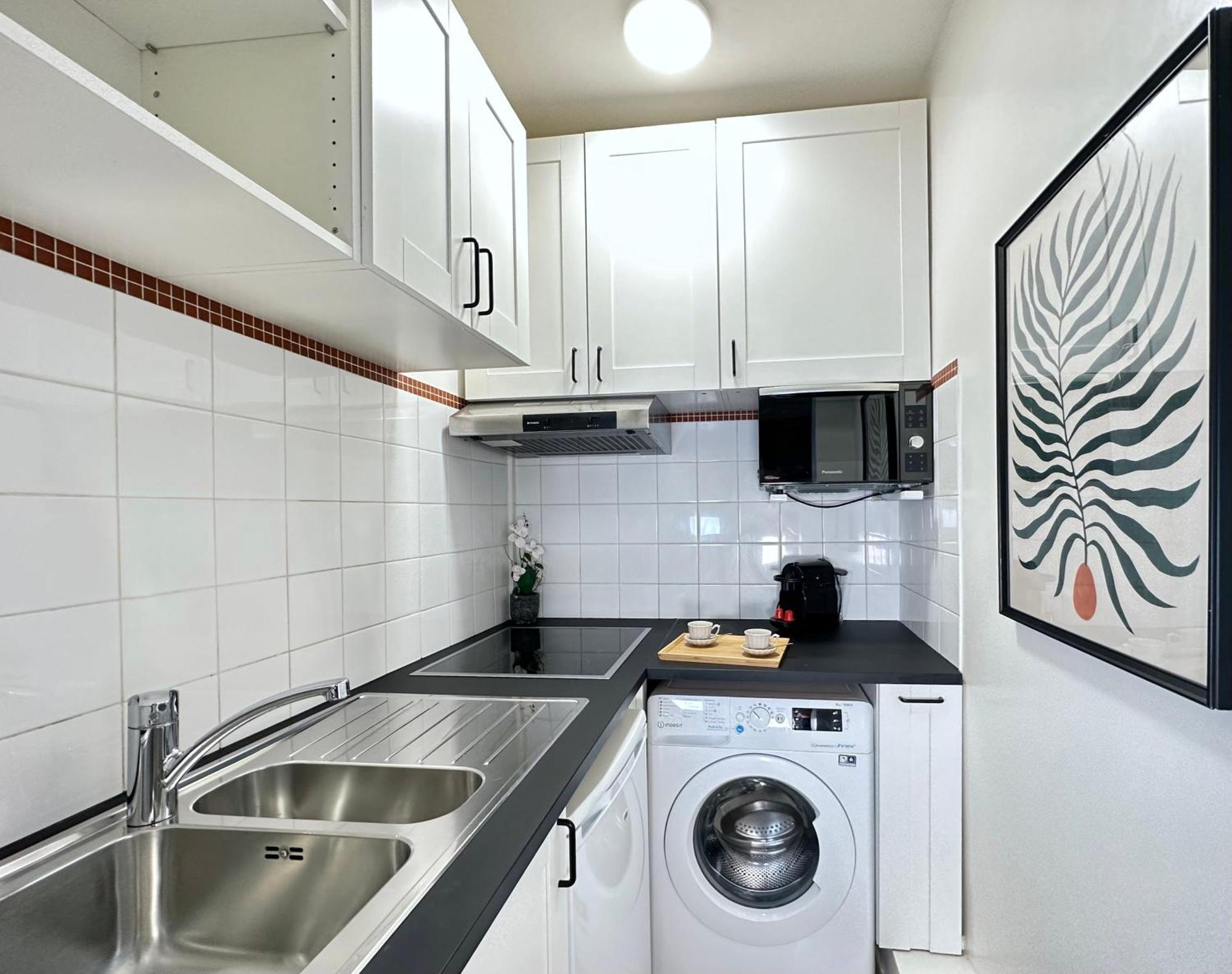 Appartamento Welcoming & Cosy Flat Near Republique Parigi Esterno foto