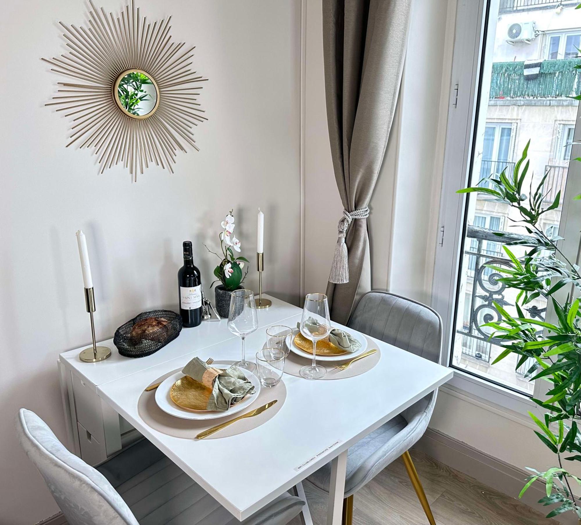 Appartamento Welcoming & Cosy Flat Near Republique Parigi Esterno foto